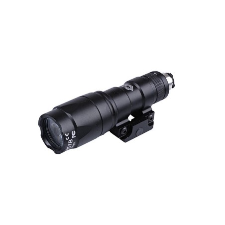 Night Evolution M300 Linterna Táctica Scout