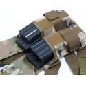 Portacargador de pierna doble M4