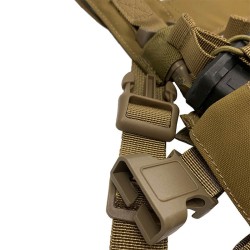 Micro Chest Rig Conquer Coyote Brown – Rig compacto y modular
