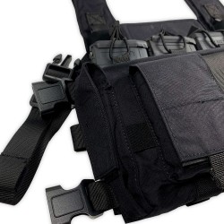 Conquer Micro Chest Rig Negro – rig compacto modular en color negro sólido