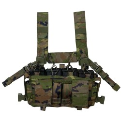 Conquer Micro Chest Rig Boscoso Pixelado – rig compacto modular camuflaje español